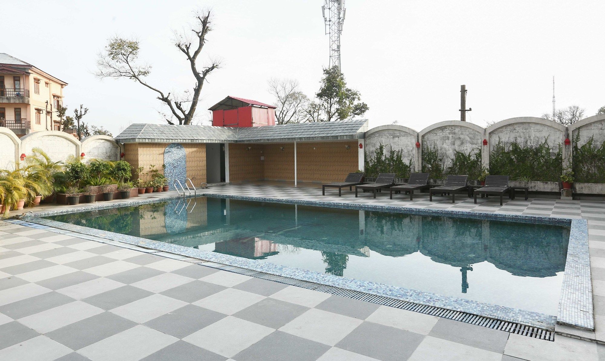 Hotel Treebo Trend Gk Conifer Dharamshala Exterior foto